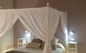 San Marco White Apartment